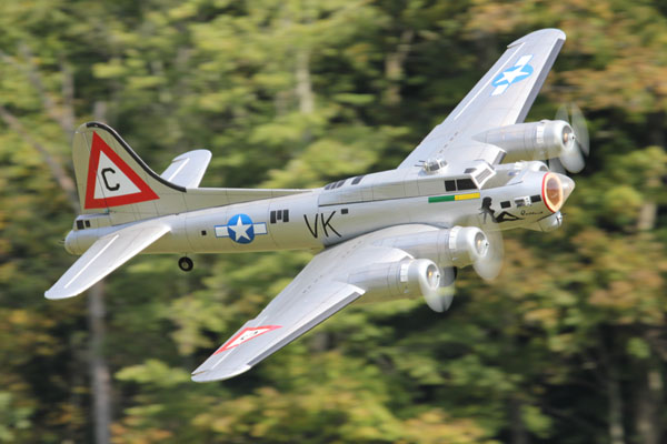 Model Airplane News - RC Airplane News | NEAT Fair Highlight — Dave Baron’s Giant B-17 Bomber turns 17!