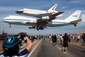 Model Airplane News - RC Airplane News | Just too cool, the Endeavour Landing