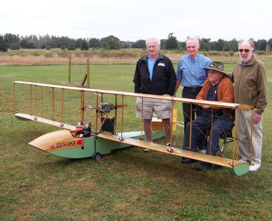 The Giant Benoist Flies! [VIDEO]