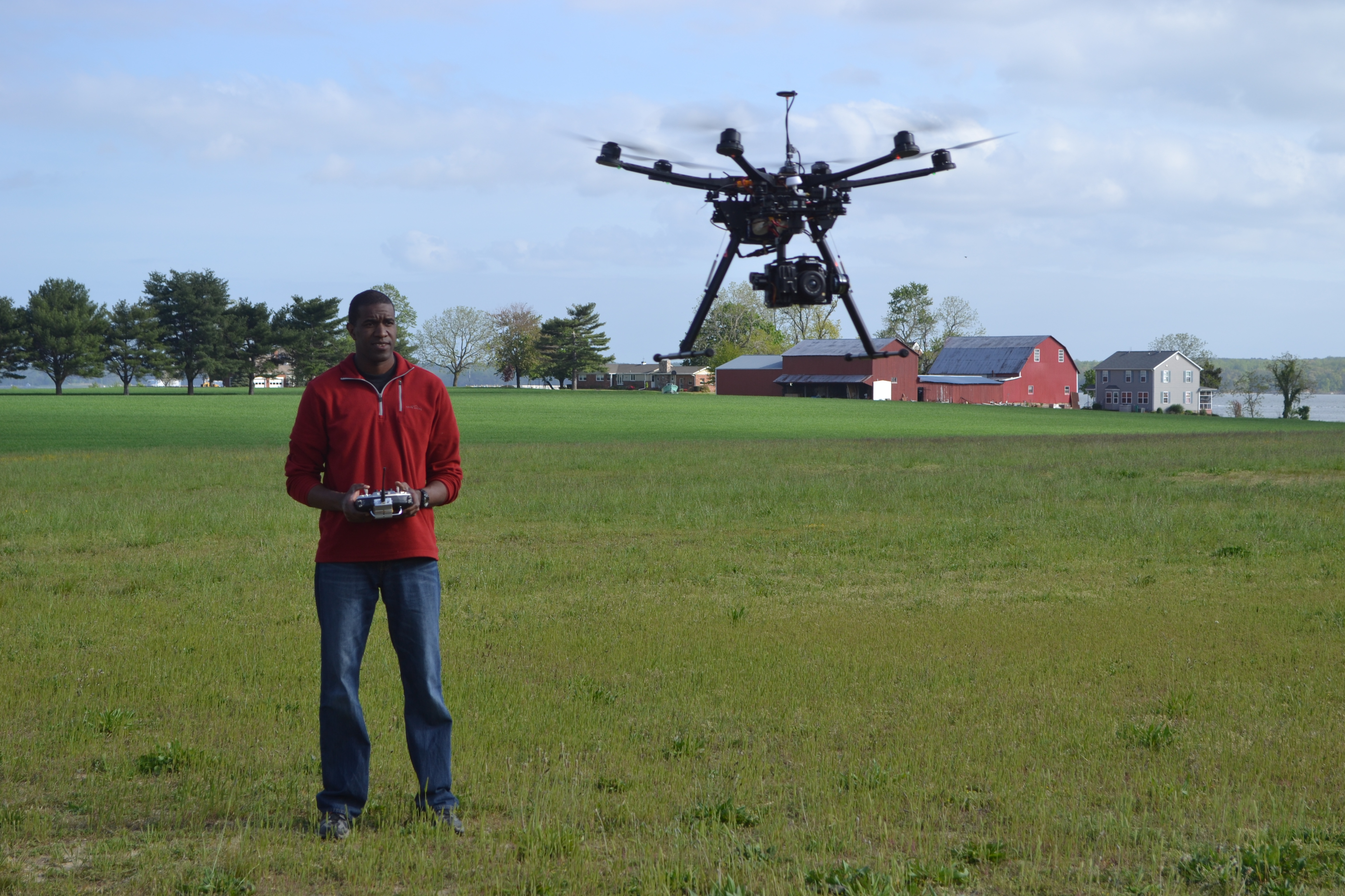 Review: DJI S800 Spreading Wings Hexacopter