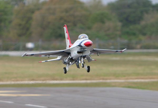 Road to Top Gun — Boli Muentes — F-16 Falcon