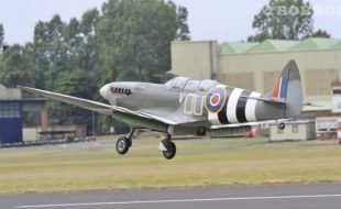 Model Airplane Stupendous 1/3-Scale Spitfire