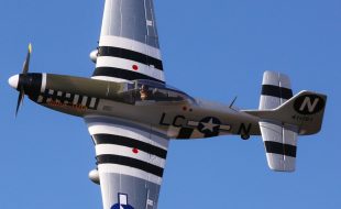 E-flite P-51D Mustang 1.2m BNF Basic [VIDEO]