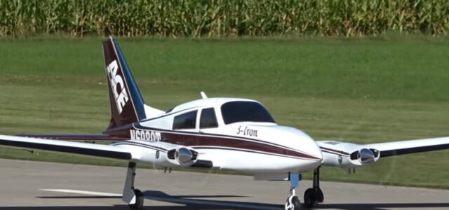Cessna 310 R: Real or RC?