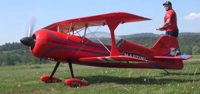 Turn up the volume! Pitts S12 puts on a show
